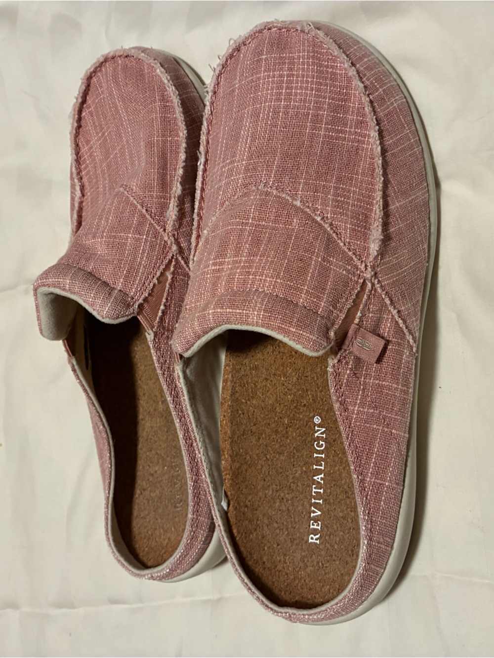 Revitalign Women’s Siesta Orthotic Canvas Slip-On Shoe in Rose Sz 10